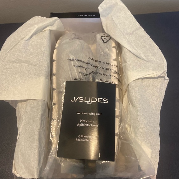 J/Slides Lovlie Slipper Slide - light gray 10 M - Picture 3 of 4